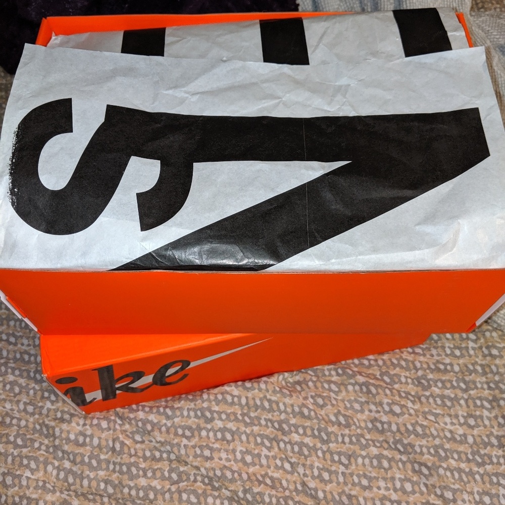 Nike Saccai Waffle